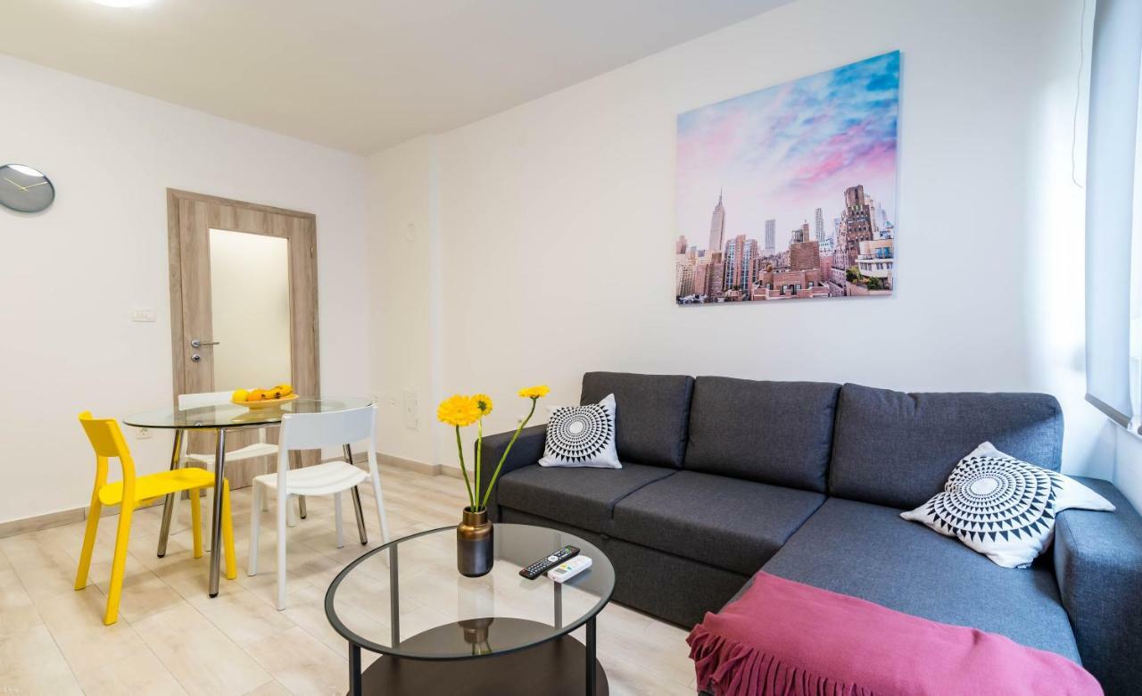 Apartman Paola Appartamento Pola Esterno foto